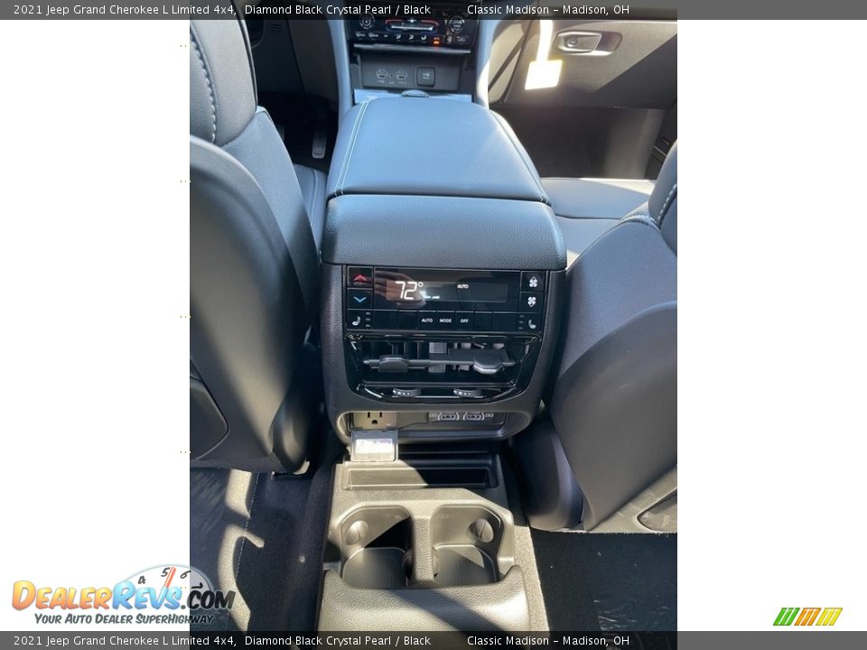 2021 Jeep Grand Cherokee L Limited 4x4 Diamond Black Crystal Pearl / Black Photo #8