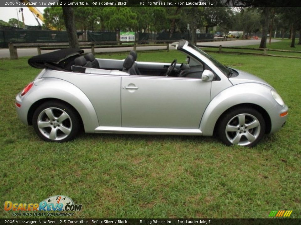 2006 Volkswagen New Beetle 2.5 Convertible Reflex Silver / Black Photo #3