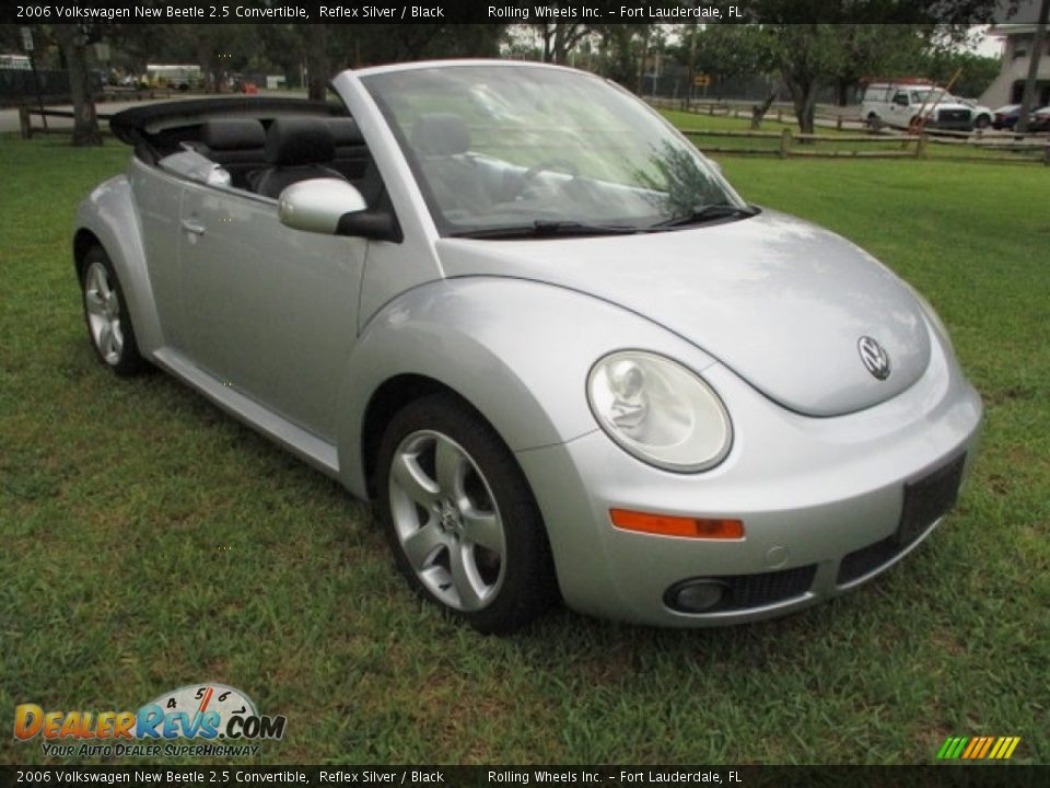 2006 Volkswagen New Beetle 2.5 Convertible Reflex Silver / Black Photo #6