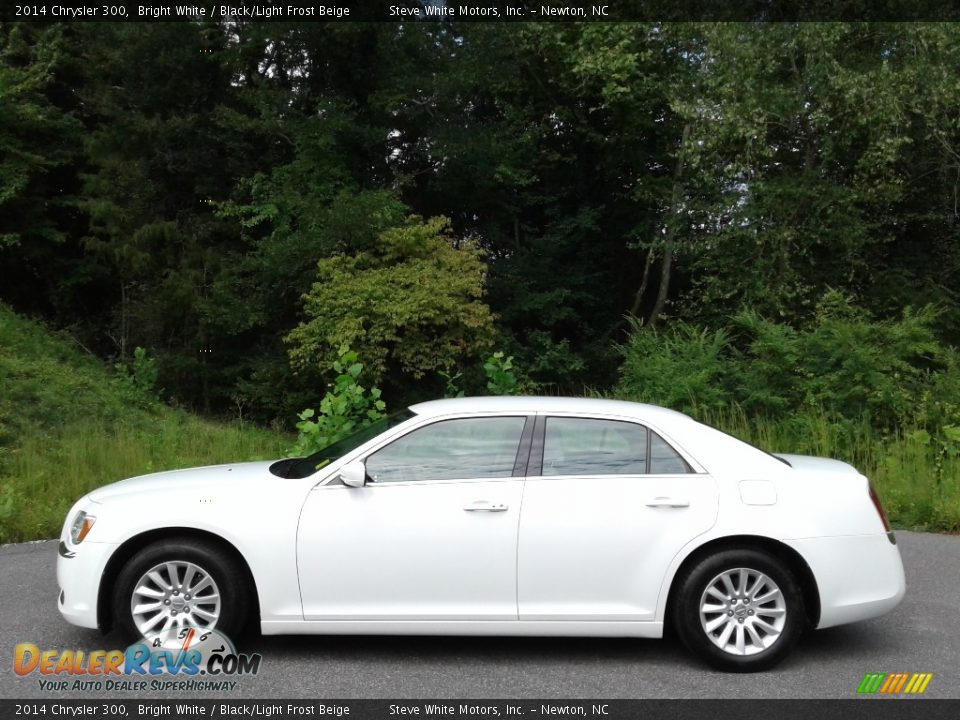 2014 Chrysler 300 Bright White / Black/Light Frost Beige Photo #1