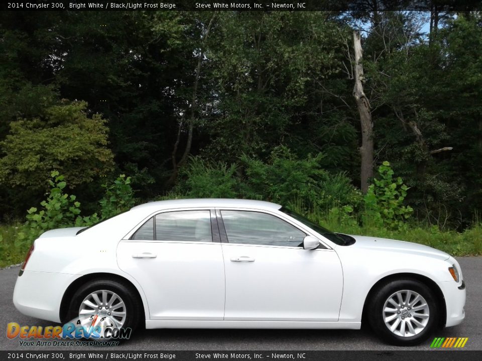 2014 Chrysler 300 Bright White / Black/Light Frost Beige Photo #6