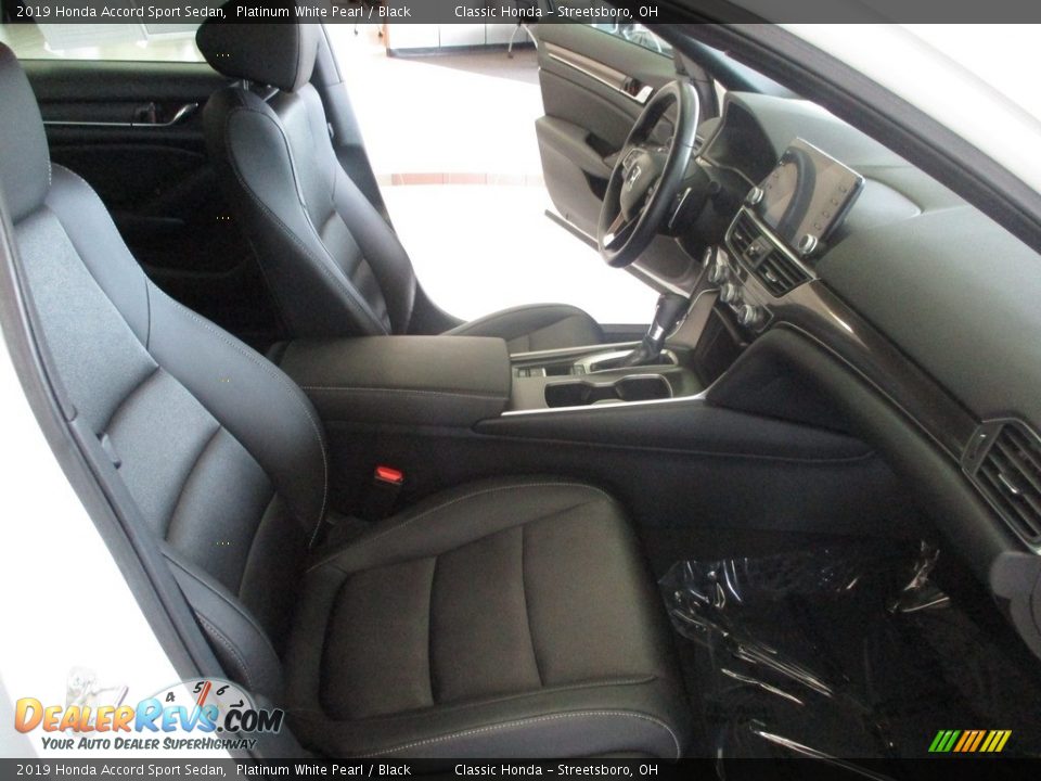 2019 Honda Accord Sport Sedan Platinum White Pearl / Black Photo #16