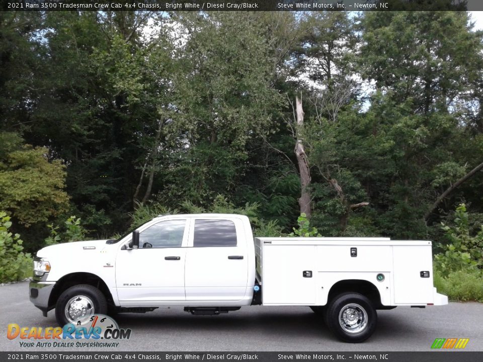 2021 Ram 3500 Tradesman Crew Cab 4x4 Chassis Bright White / Diesel Gray/Black Photo #1