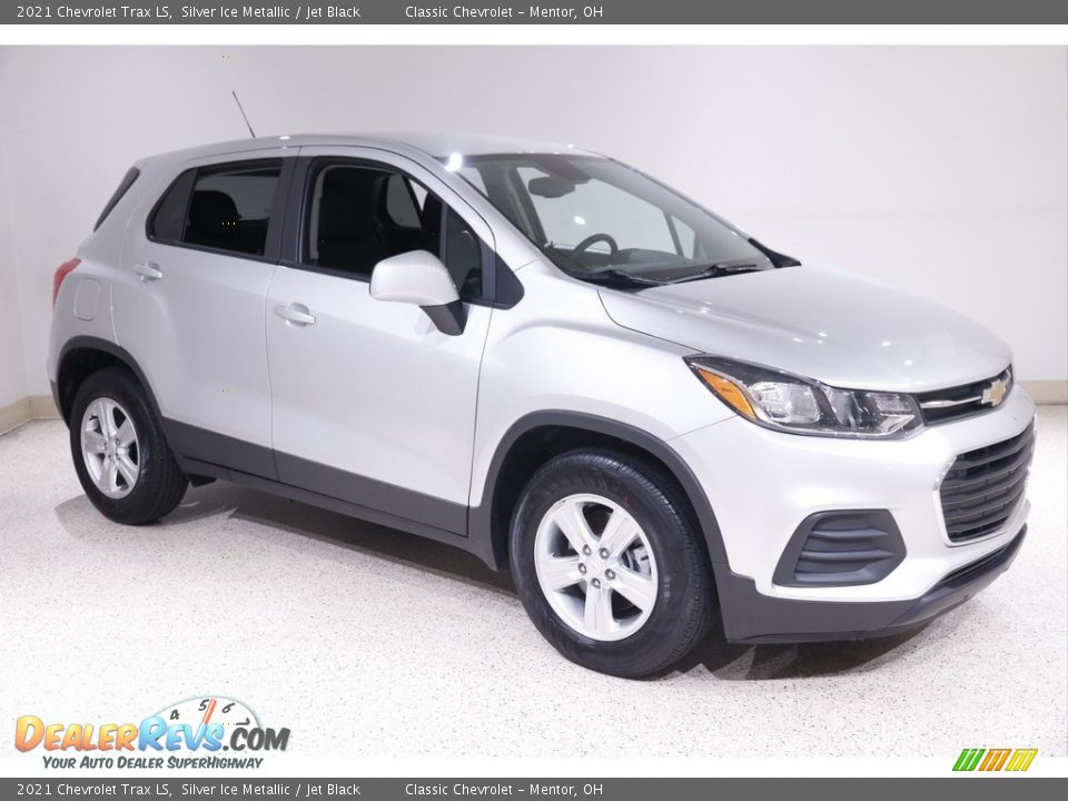 2021 Chevrolet Trax LS Silver Ice Metallic / Jet Black Photo #1