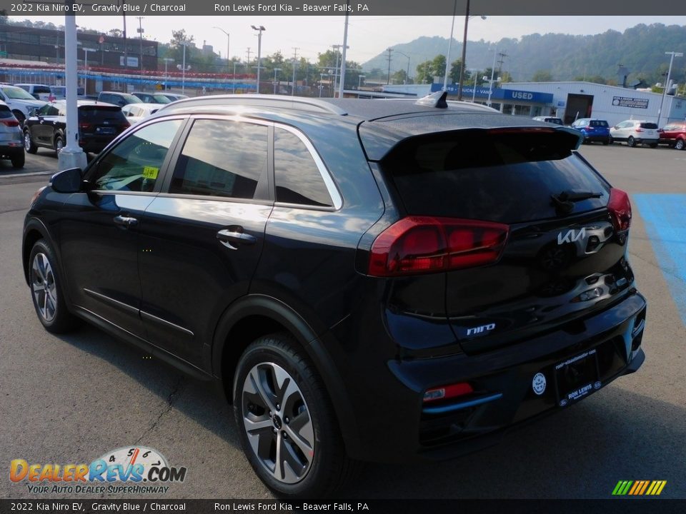 2022 Kia Niro EV Gravity Blue / Charcoal Photo #5