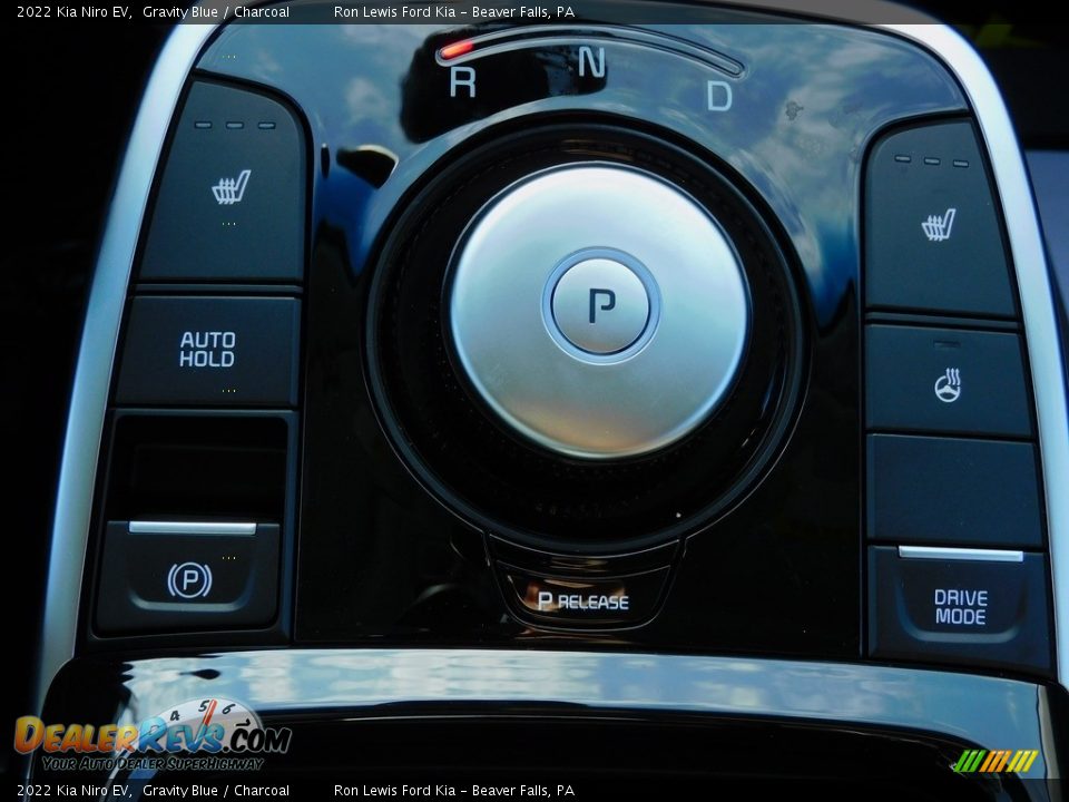 Controls of 2022 Kia Niro EV Photo #18