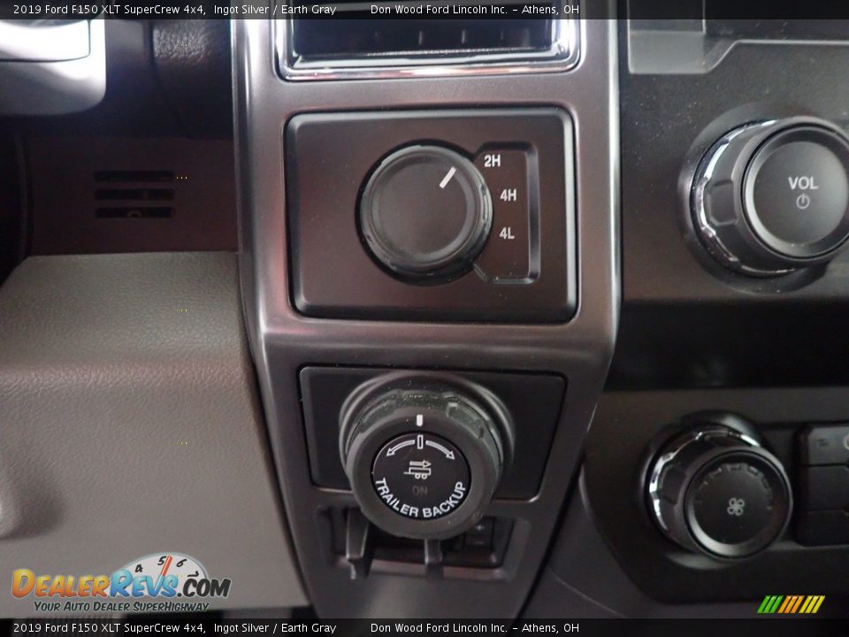2019 Ford F150 XLT SuperCrew 4x4 Ingot Silver / Earth Gray Photo #32