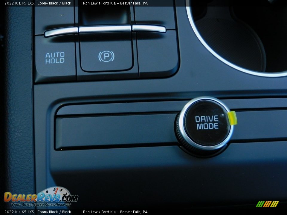 2022 Kia K5 LXS Ebony Black / Black Photo #18