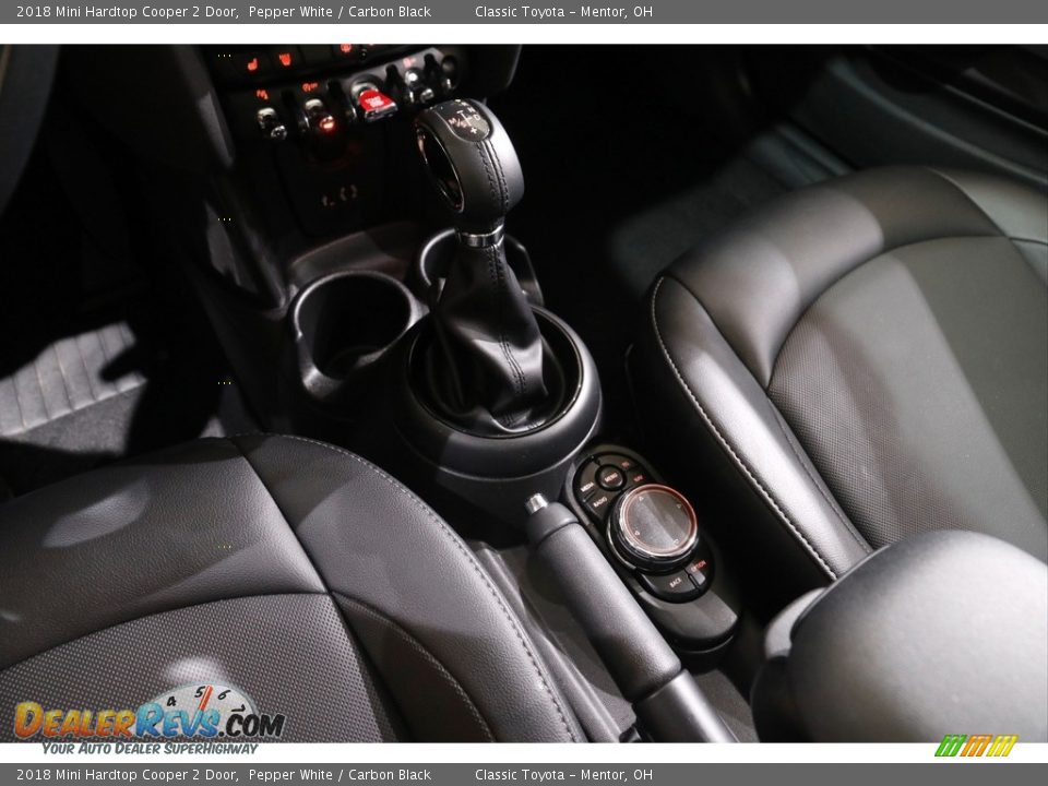 2018 Mini Hardtop Cooper 2 Door Pepper White / Carbon Black Photo #12
