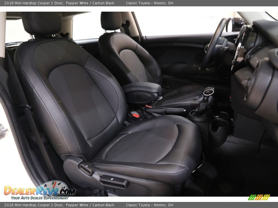 2018 Mini Hardtop Cooper 2 Door Pepper White / Carbon Black Photo #14