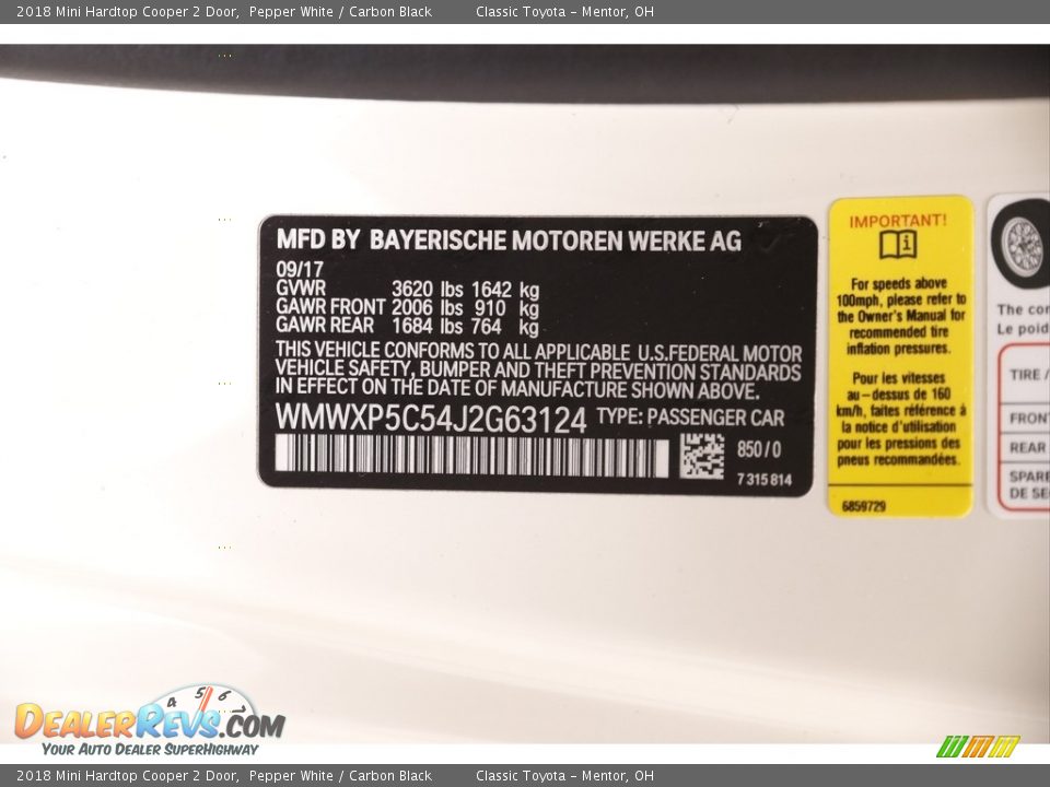 2018 Mini Hardtop Cooper 2 Door Pepper White / Carbon Black Photo #19