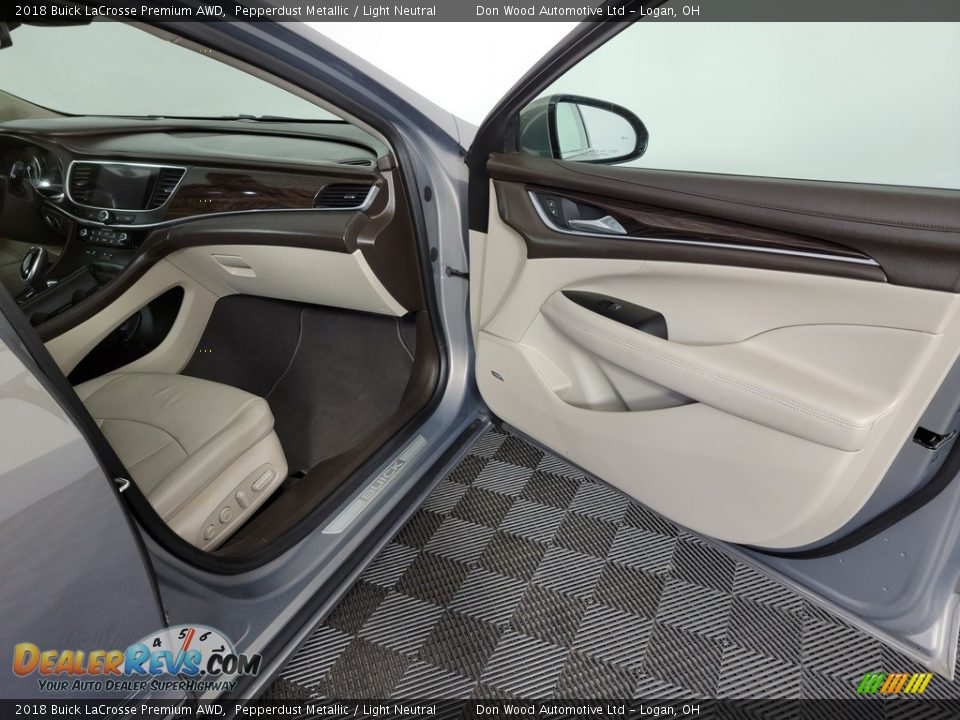 Door Panel of 2018 Buick LaCrosse Premium AWD Photo #30