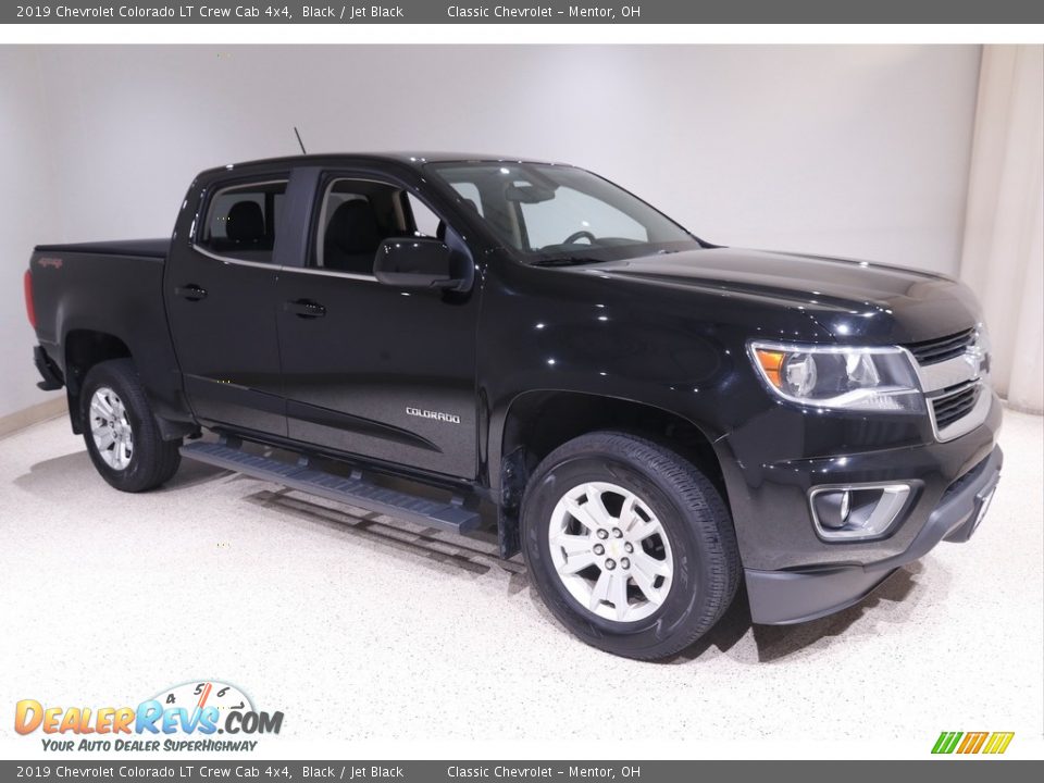 2019 Chevrolet Colorado LT Crew Cab 4x4 Black / Jet Black Photo #1