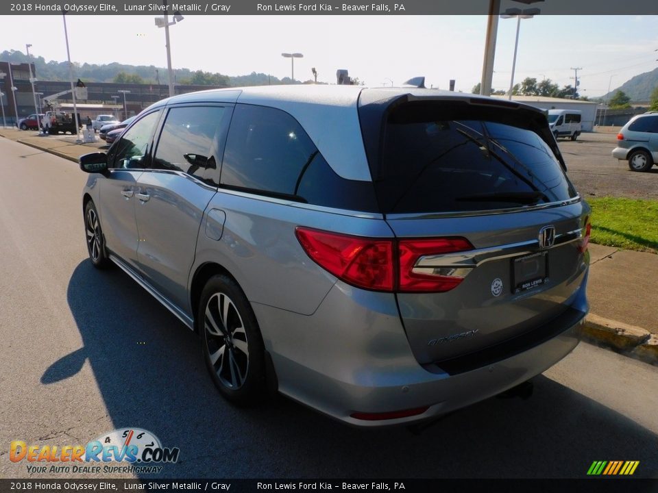 2018 Honda Odyssey Elite Lunar Silver Metallic / Gray Photo #5