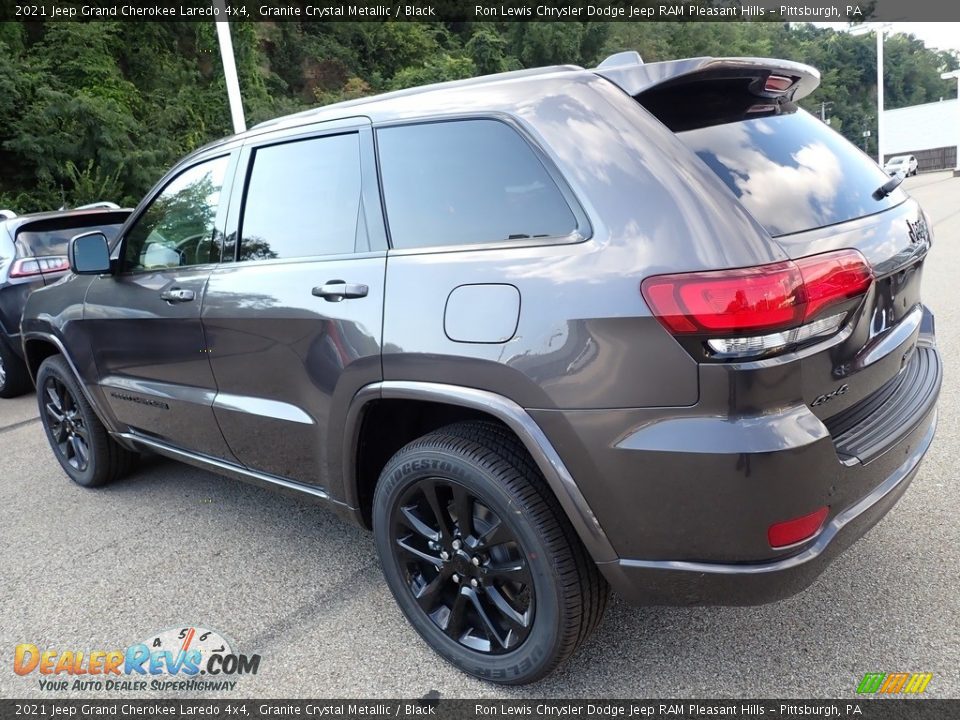 2021 Jeep Grand Cherokee Laredo 4x4 Granite Crystal Metallic / Black Photo #3