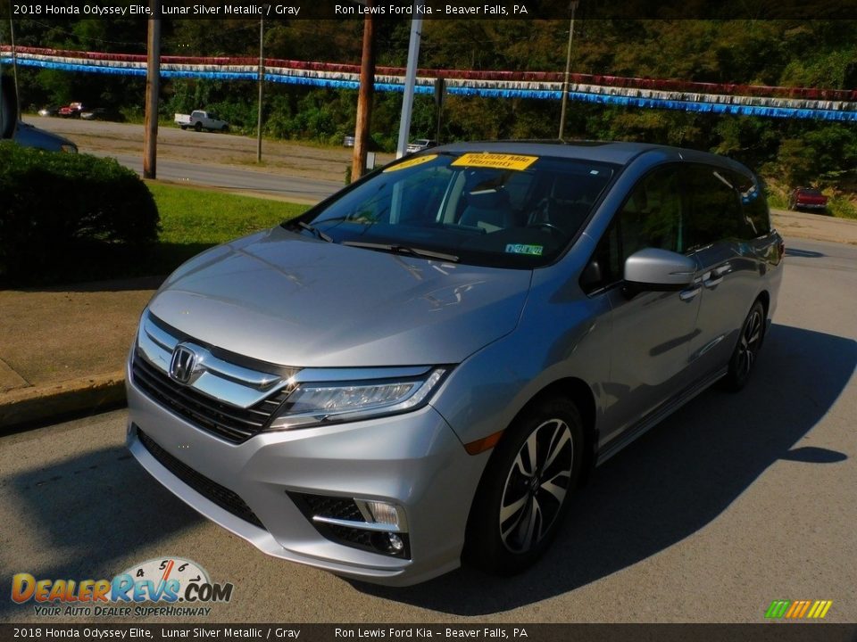 2018 Honda Odyssey Elite Lunar Silver Metallic / Gray Photo #7