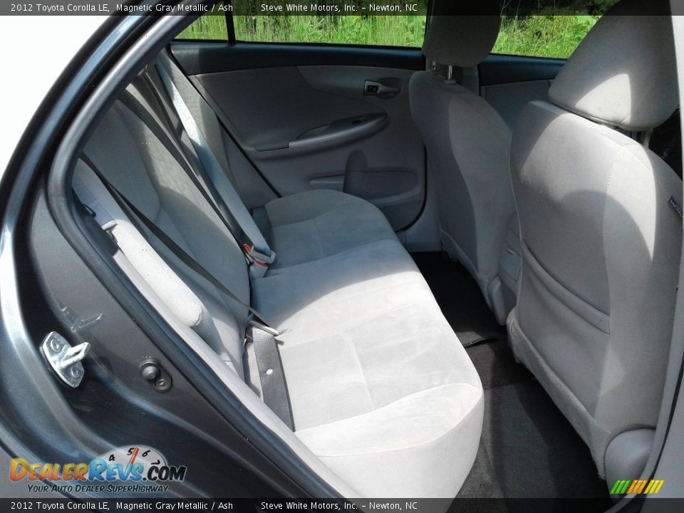 2012 Toyota Corolla LE Magnetic Gray Metallic / Ash Photo #17