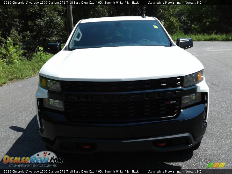 2019 Chevrolet Silverado 1500 Custom Z71 Trail Boss Crew Cab 4WD Summit White / Jet Black Photo #3