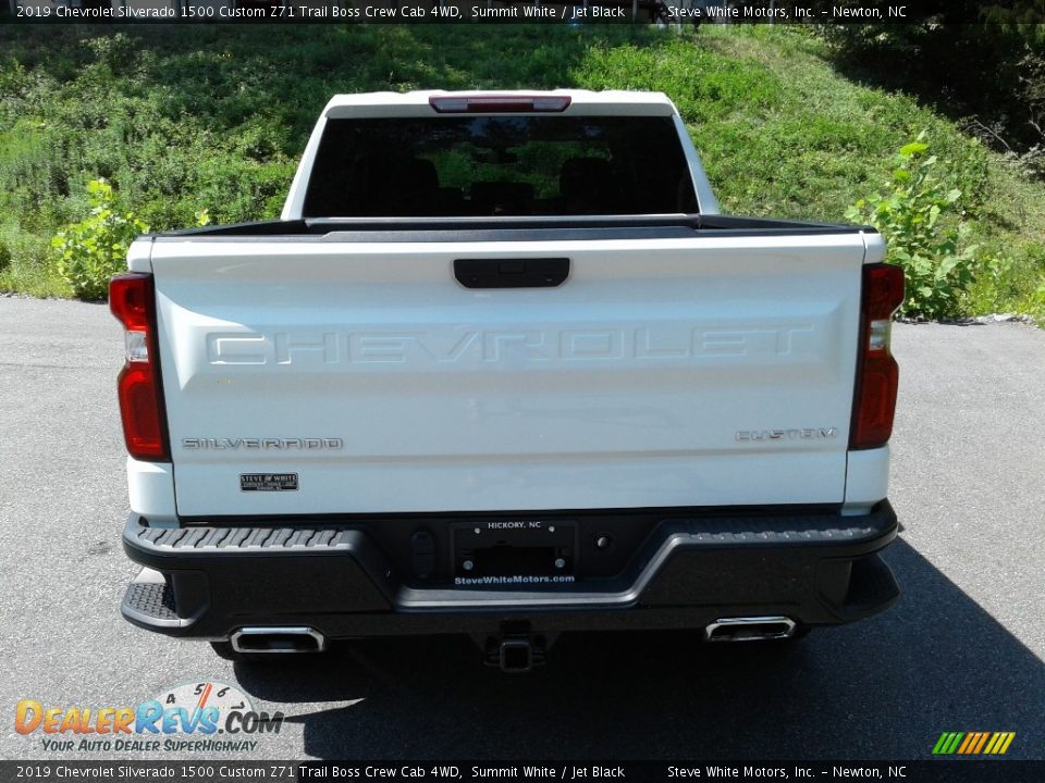 2019 Chevrolet Silverado 1500 Custom Z71 Trail Boss Crew Cab 4WD Summit White / Jet Black Photo #7