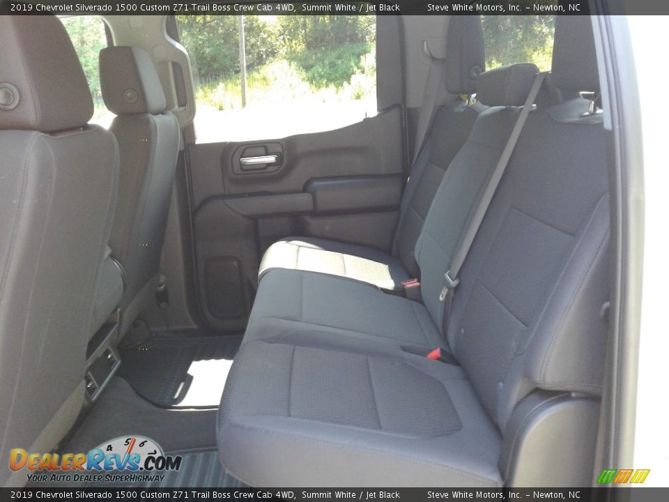 2019 Chevrolet Silverado 1500 Custom Z71 Trail Boss Crew Cab 4WD Summit White / Jet Black Photo #12
