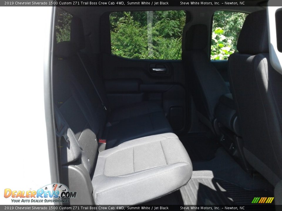 2019 Chevrolet Silverado 1500 Custom Z71 Trail Boss Crew Cab 4WD Summit White / Jet Black Photo #14