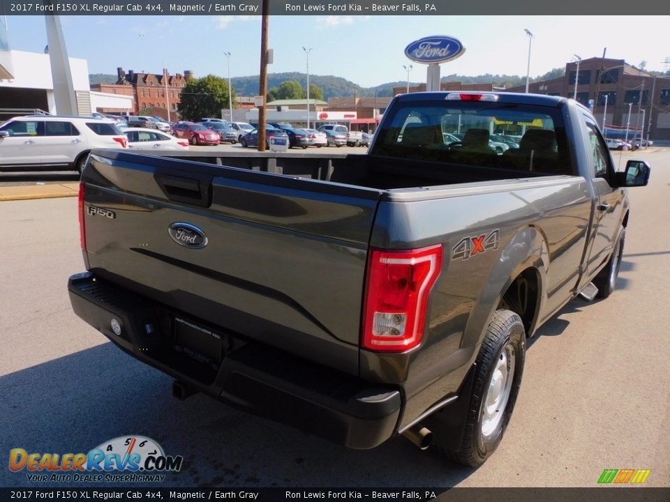 2017 Ford F150 XL Regular Cab 4x4 Magnetic / Earth Gray Photo #2