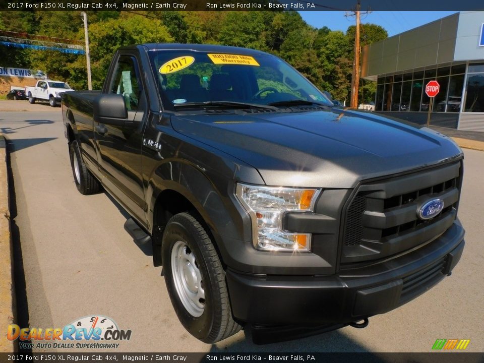 2017 Ford F150 XL Regular Cab 4x4 Magnetic / Earth Gray Photo #9
