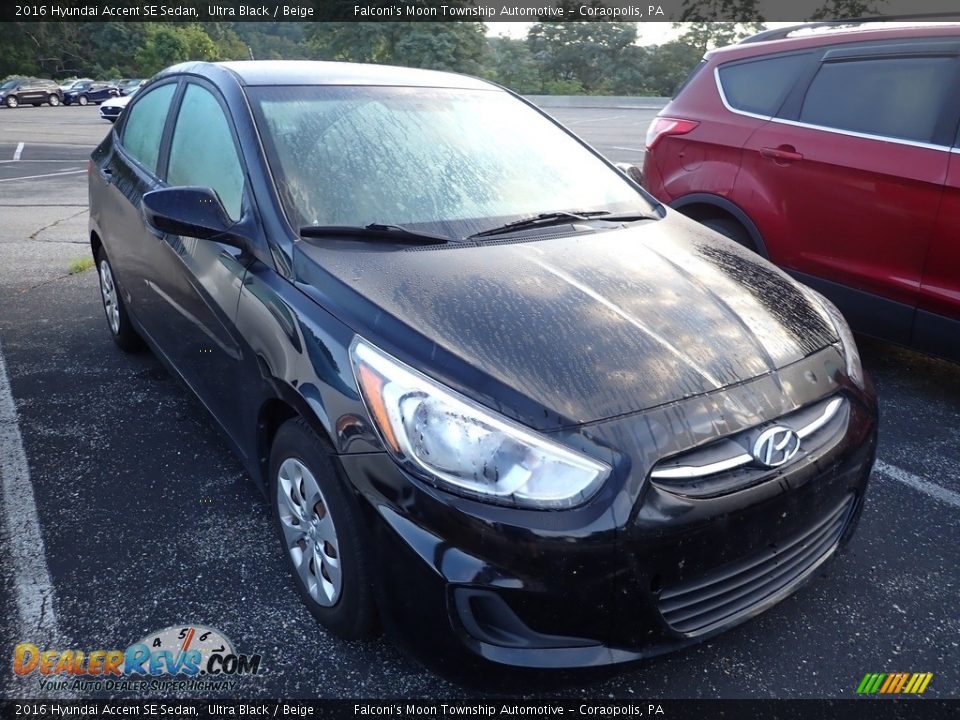 2016 Hyundai Accent SE Sedan Ultra Black / Beige Photo #4