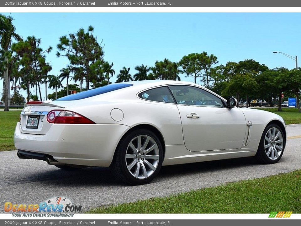 2009 Jaguar XK XK8 Coupe Porcelain / Caramel Photo #3