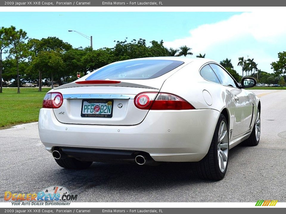 2009 Jaguar XK XK8 Coupe Porcelain / Caramel Photo #6