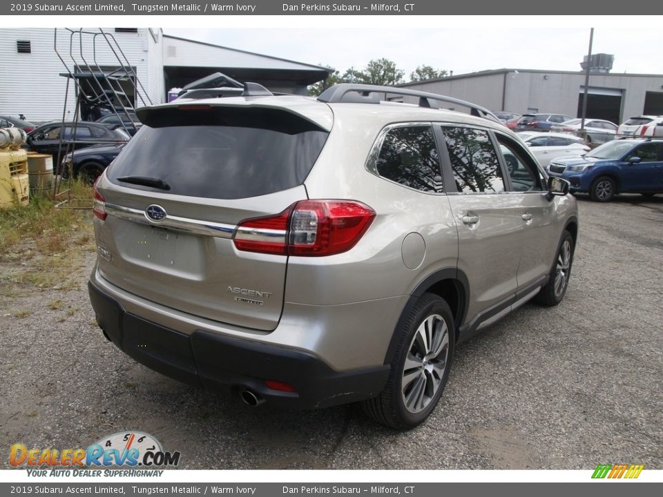 2019 Subaru Ascent Limited Tungsten Metallic / Warm Ivory Photo #5
