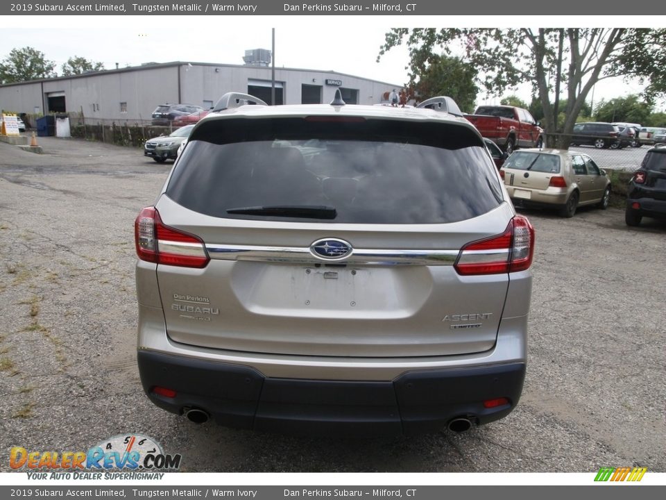 2019 Subaru Ascent Limited Tungsten Metallic / Warm Ivory Photo #6