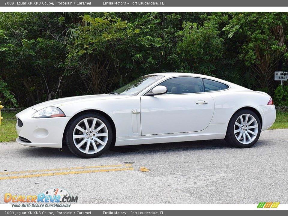 2009 Jaguar XK XK8 Coupe Porcelain / Caramel Photo #12