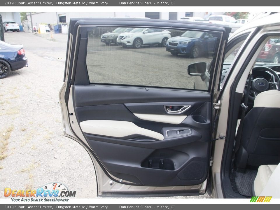 2019 Subaru Ascent Limited Tungsten Metallic / Warm Ivory Photo #11