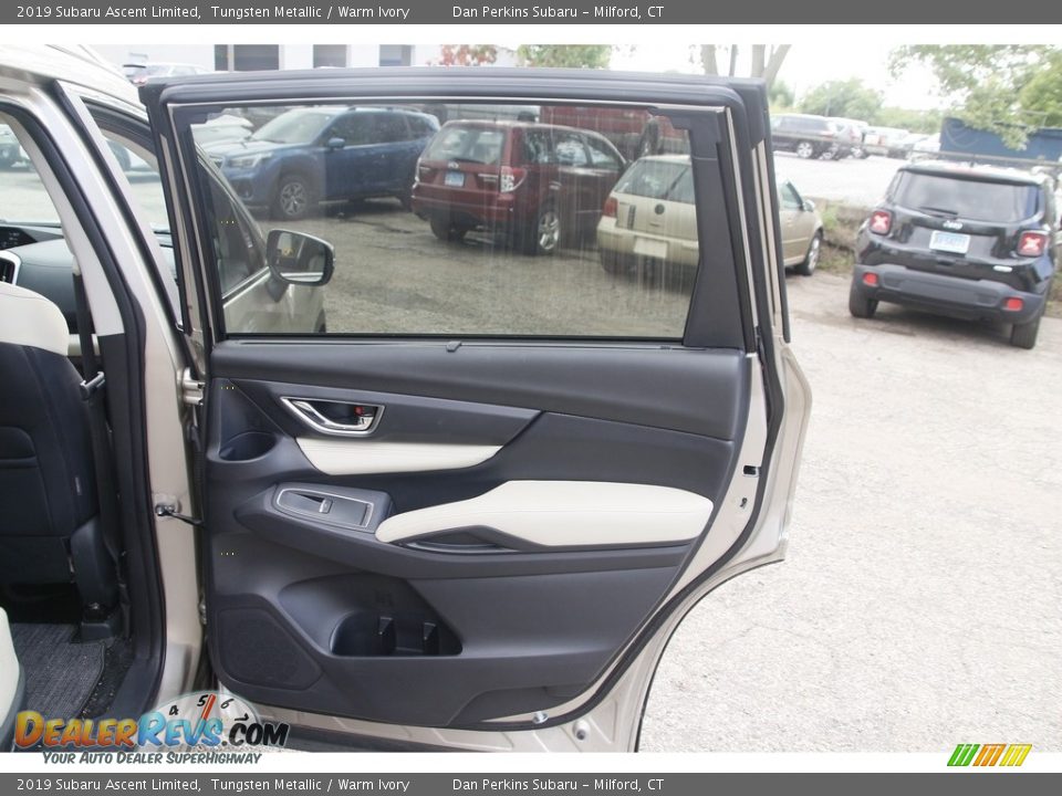 2019 Subaru Ascent Limited Tungsten Metallic / Warm Ivory Photo #14