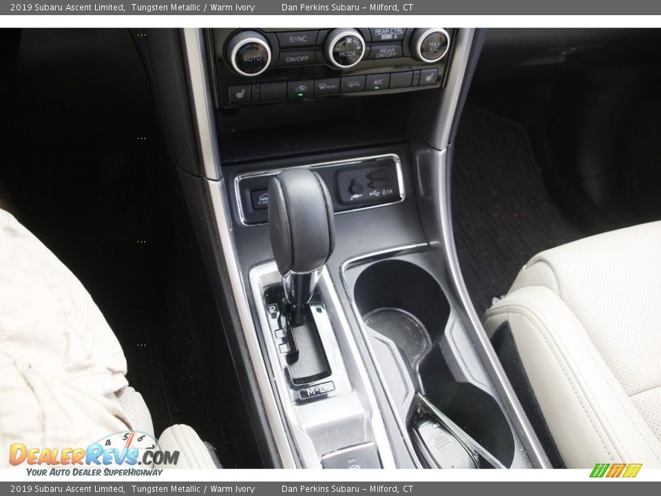 2019 Subaru Ascent Limited Tungsten Metallic / Warm Ivory Photo #20