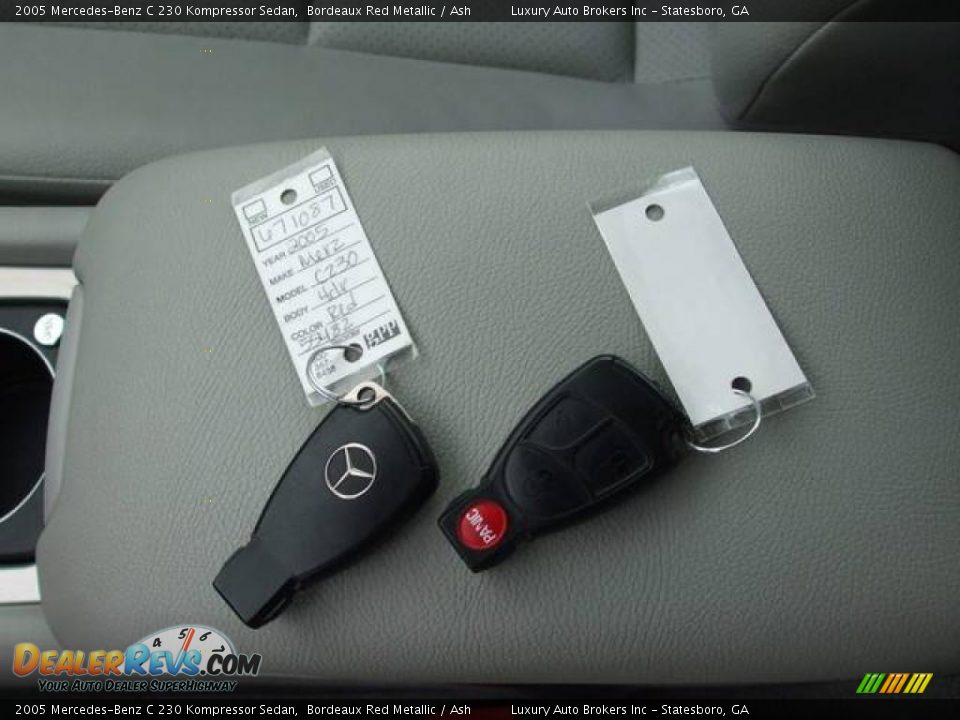 2005 Mercedes-Benz C 230 Kompressor Sedan Bordeaux Red Metallic / Ash Photo #7