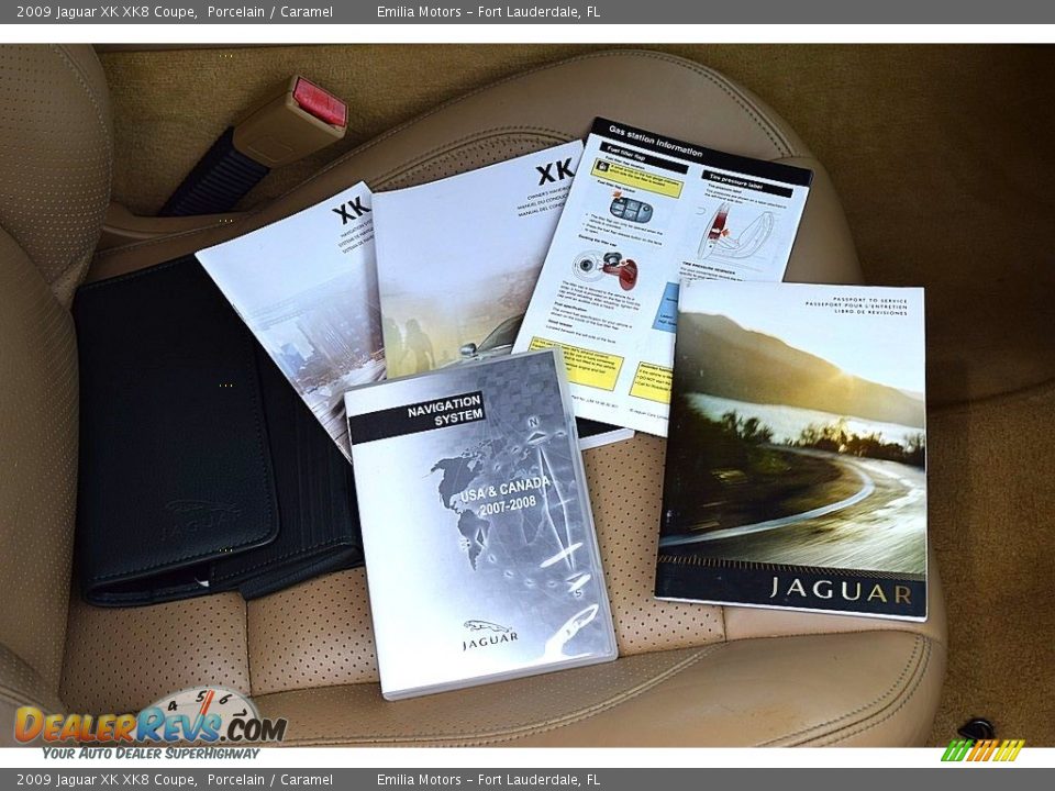 2009 Jaguar XK XK8 Coupe Porcelain / Caramel Photo #54