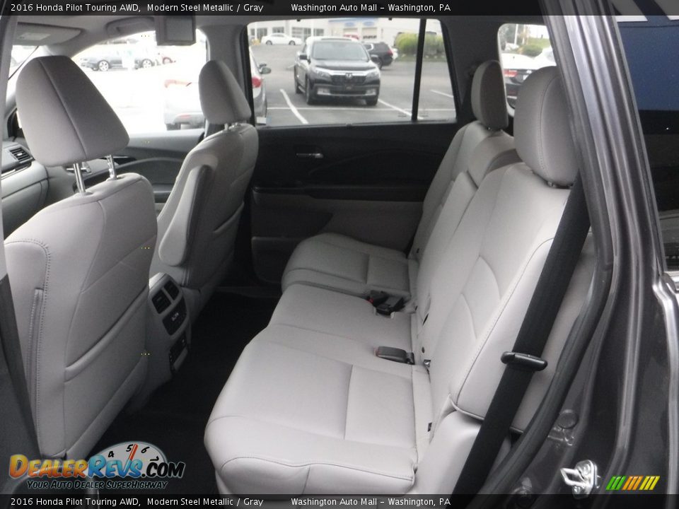 Rear Seat of 2016 Honda Pilot Touring AWD Photo #30