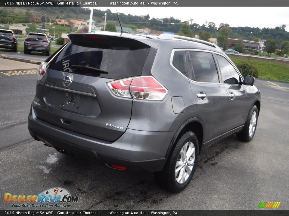 2016 Nissan Rogue SV AWD Gun Metallic / Charcoal Photo #9