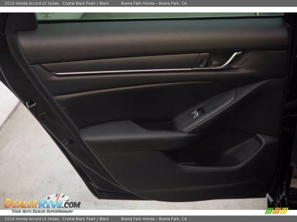 2019 Honda Accord LX Sedan Crystal Black Pearl / Black Photo #32