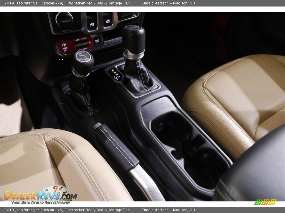 2019 Jeep Wrangler Rubicon 4x4 Shifter Photo #14