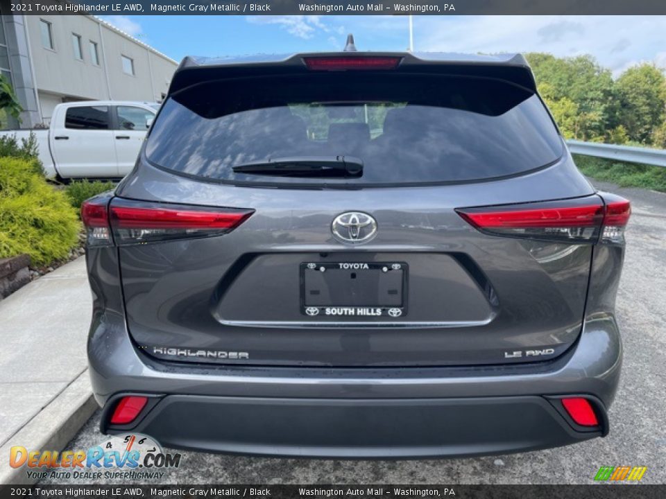 2021 Toyota Highlander LE AWD Magnetic Gray Metallic / Black Photo #8