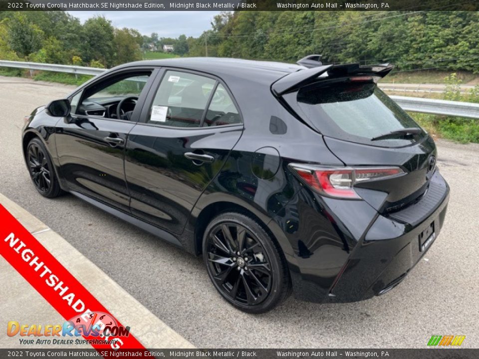 2022 Toyota Corolla Hatchback SE Nightshade Edition Midnight Black Metallic / Black Photo #2