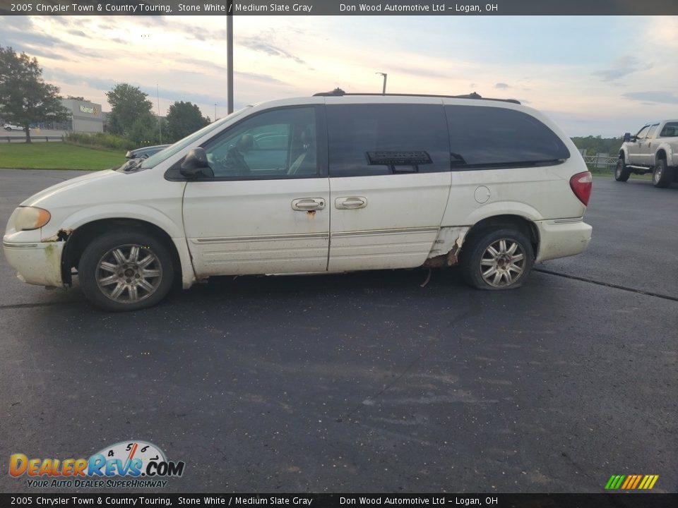 2005 Chrysler Town & Country Touring Stone White / Medium Slate Gray Photo #4