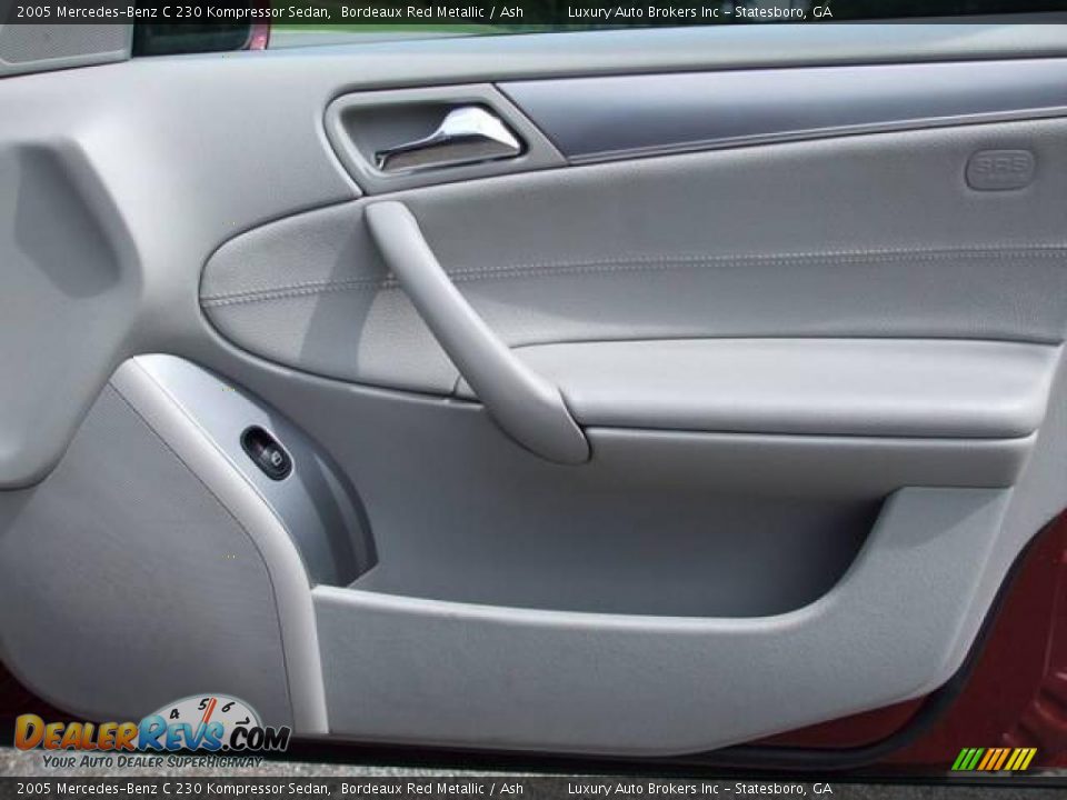 2005 Mercedes-Benz C 230 Kompressor Sedan Bordeaux Red Metallic / Ash Photo #15