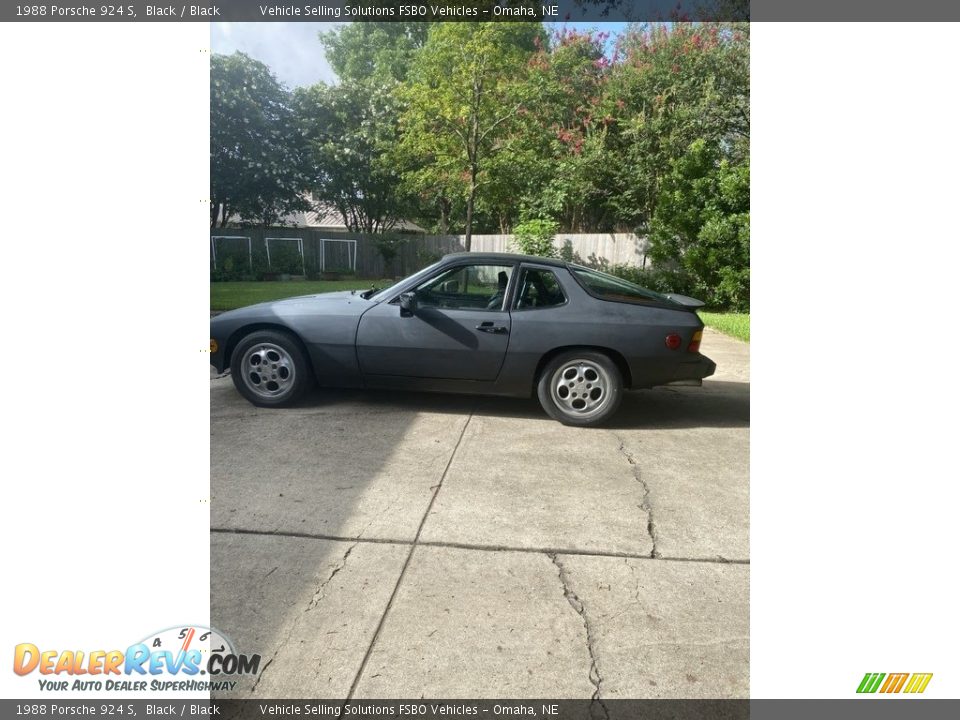 1988 Porsche 924 S Black / Black Photo #1