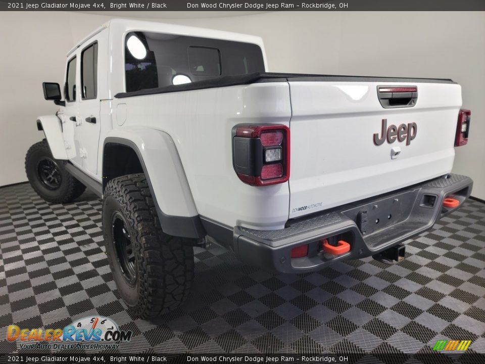 2021 Jeep Gladiator Mojave 4x4 Bright White / Black Photo #8