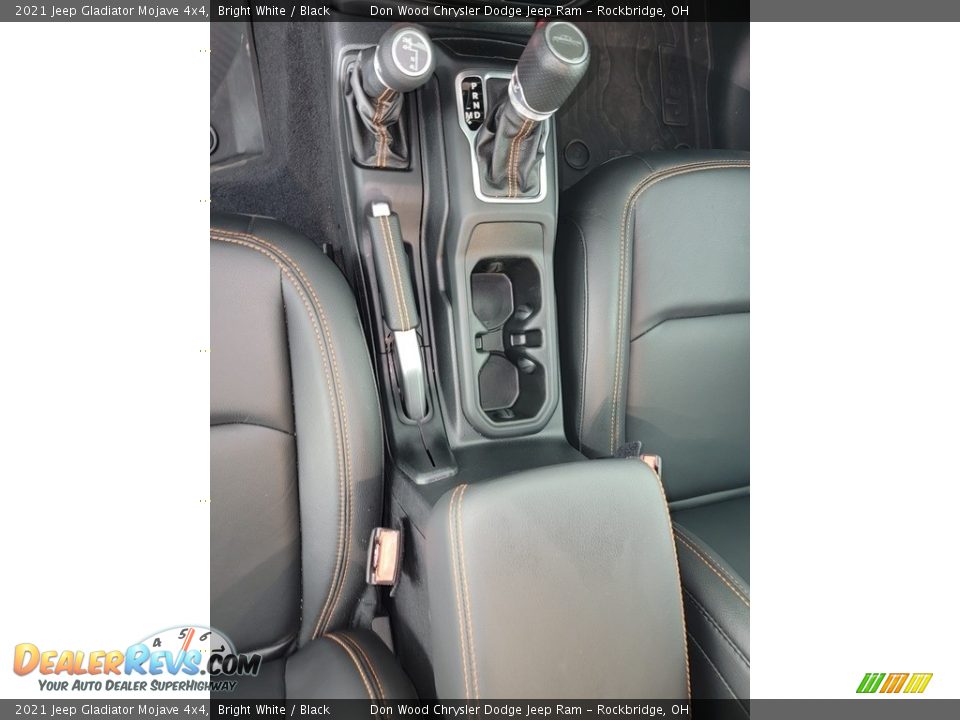 2021 Jeep Gladiator Mojave 4x4 Bright White / Black Photo #25