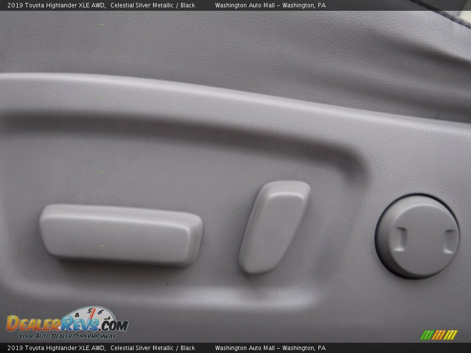 2019 Toyota Highlander XLE AWD Celestial Silver Metallic / Black Photo #22